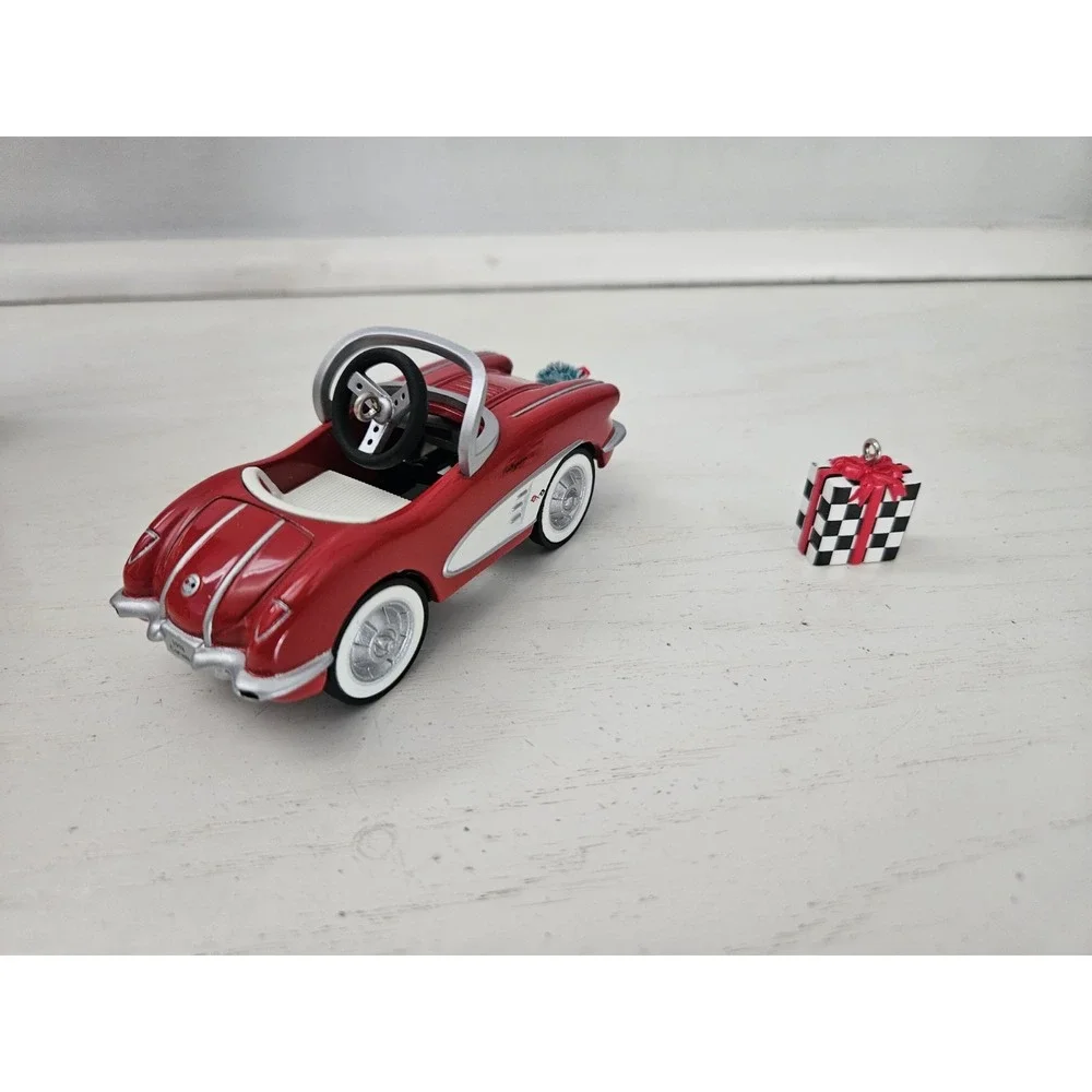 VTG 2001 Hallmark Keepsake Ornament 1958 CUSTOM‎ CORVETTE Club Edition Chevrolet